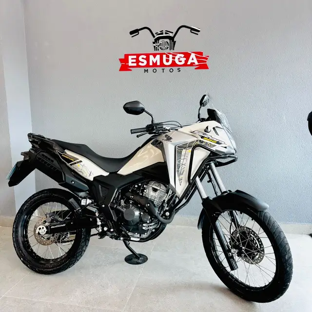 Moto Honda XRE Sahara 300 2025 Adventure
