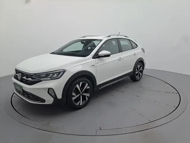 Carro Volkswagen Nivus 2024 Highline 200 TSI