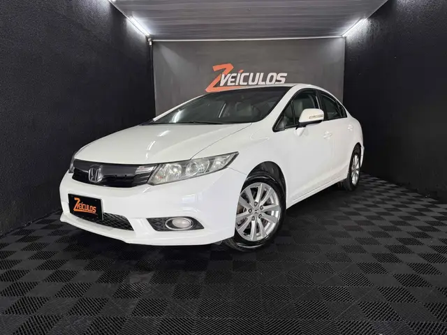 Carro Honda Civic 2014 New  LXR 2.0 i-VTEC (Aut) (Flex)
