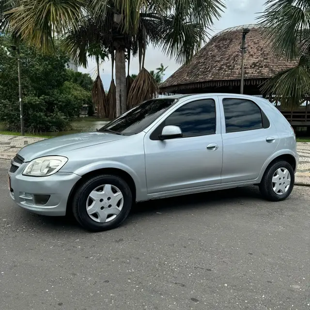 Carro Chevrolet Celta 2012 LT 1.0 (Flex)