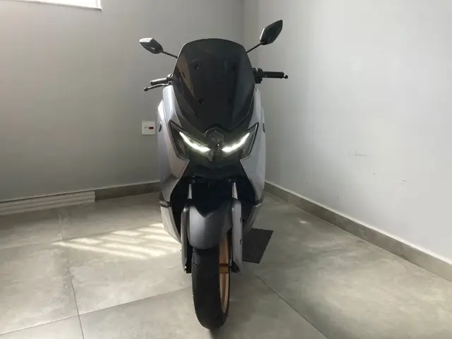 Moto Yamaha NMax 2025 Connected 160 ABS