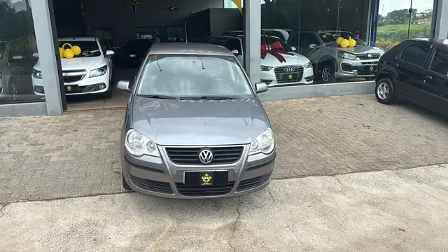 Carro Volkswagen Polo Sedan 2008 1.6 8V (Flex)