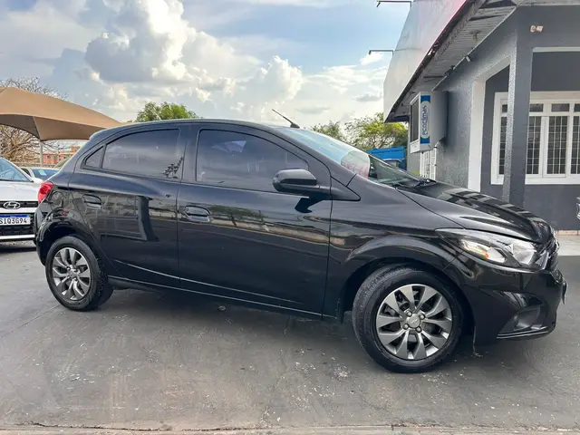 Carro Chevrolet Joy 2021 1.0 8V Black Edition (Flex)