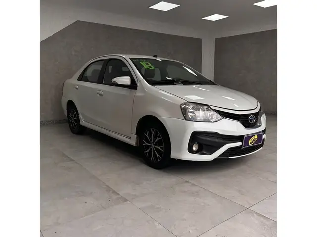 Carro Toyota Etios Sedan 2018 X 1.5 (Aut) (Flex)