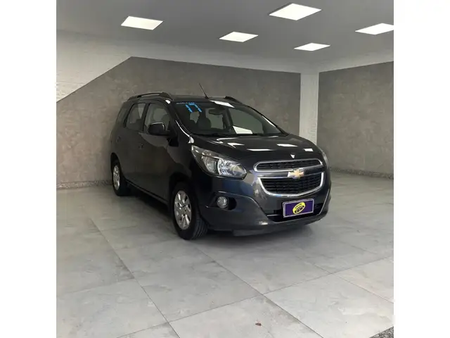Carro Chevrolet Spin 2017 LTZ 7S 1.8 (Flex) (Aut)
