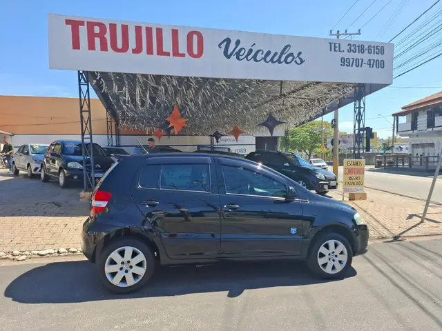 Carro Volkswagen Fox 2009 Route 1.6 8V (Flex)