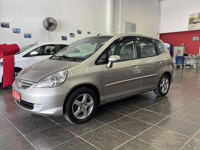 Carro Honda Fit 2007 LXL 1.4