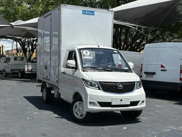 Carro Effa V21 2026 1.5 Baú CS