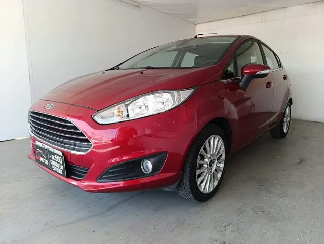 Carro Ford Fiesta Hatch 2014 Titanium Powershift 1.6 (Flex)