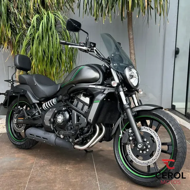 Moto Kawasaki Vulcan 2022 S 650