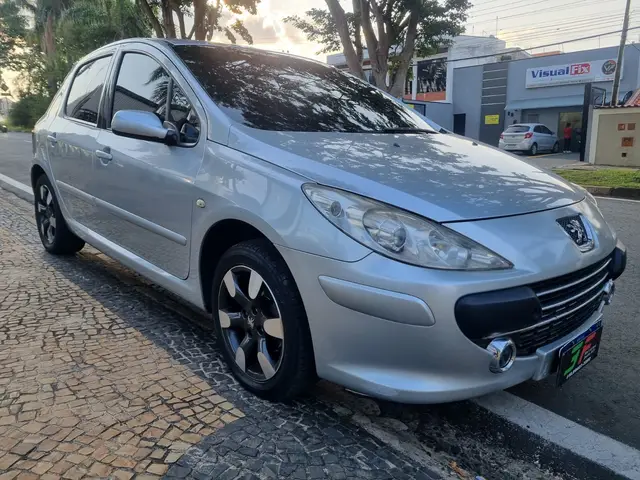 Carro Peugeot 307 Sedan 2010 Presence 1.6 16V (flex)