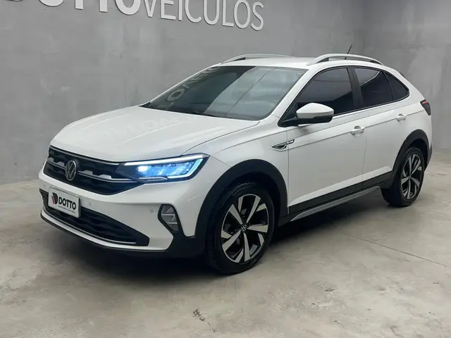 Carro Volkswagen Nivus 2024 Highline 200 TSI