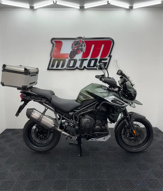 Moto Triumph Tiger 1200 2020 XCA