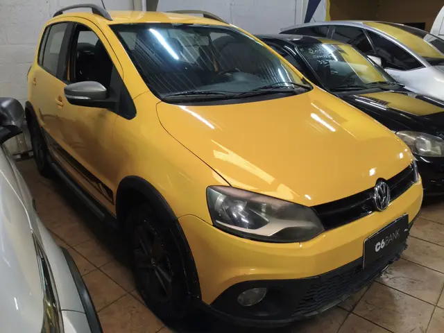 Carro Volkswagen CrossFox 2012 1.6 VHT (Flex)