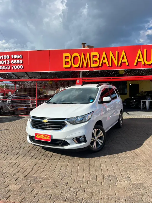 Carro Chevrolet Spin 2023 Premier 1.8 (Aut.)