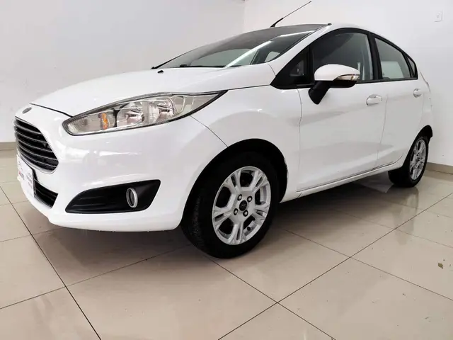 Carro Ford Fiesta Hatch 2014 SE 1.6