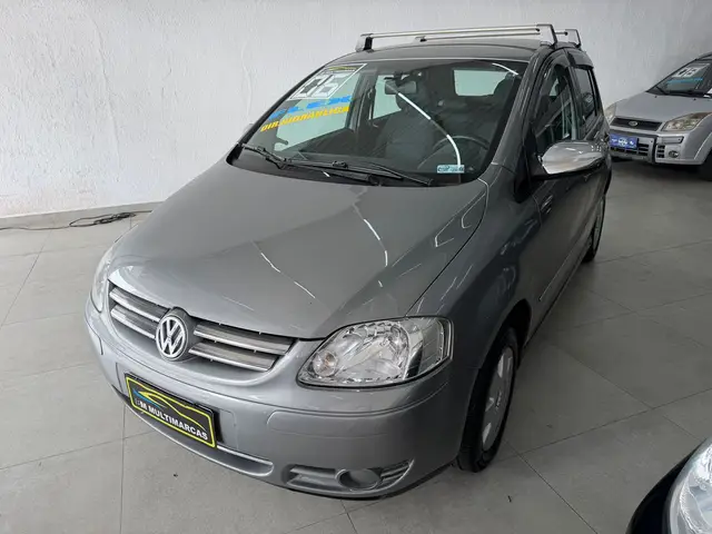 Carro Volkswagen Fox 2006 1.0 8V (Flex)