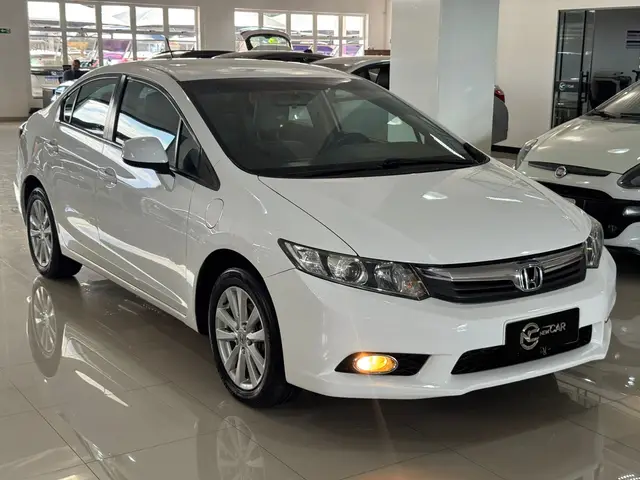 Carro Honda Civic 2014 New  LXS 1.8 16V i-VTEC (Flex)