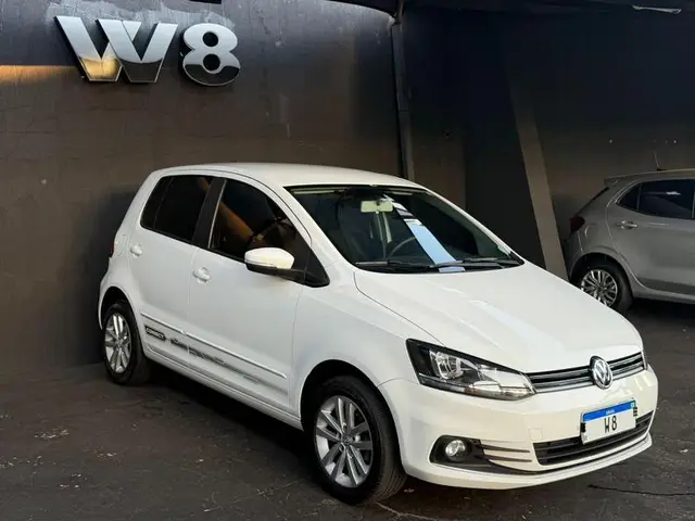 Carro Volkswagen Fox 2018 1.6 MSI Connect (Flex)