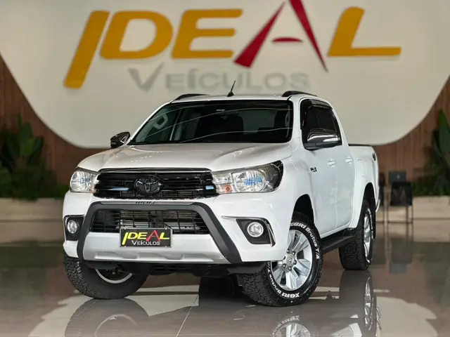 Carro Toyota Hilux Cabine Dupla 2016 Hilux 2.8 TDI SRV CD 4x4 (Aut)