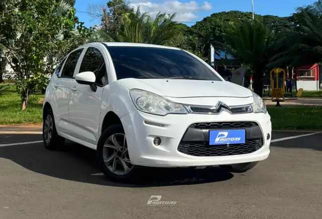 Carro Citroën C3 2017 Attraction 1.2 12V (Flex)