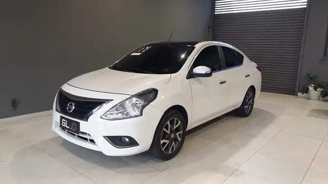 Carro Nissan Versa 2017 1.6 16V SL FlexStart CVT (Flex)