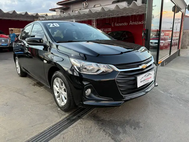 Carro Chevrolet Onix Plus 2020 1.0 LT Turbo (Flex)