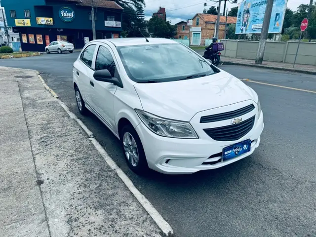 Carro Chevrolet Onix 2016 1.0 LS SPE/4