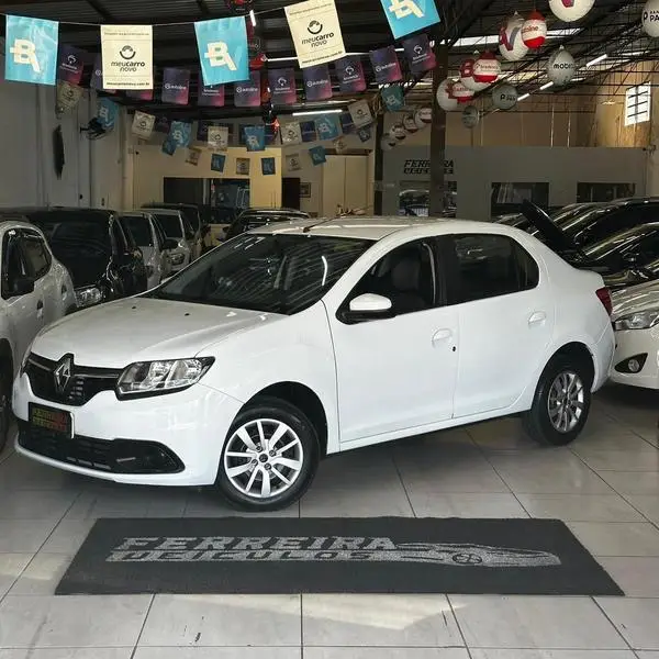 Carro Renault Logan 2017 Authentique 1.0 12V SCe (Flex)