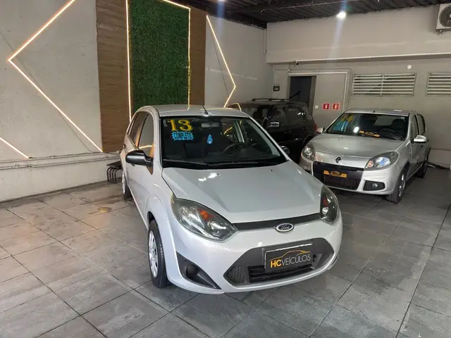 Carro Ford Fiesta Hatch 2013 Rocam 1.0 (Flex)