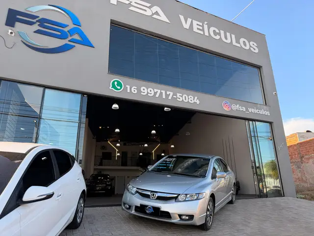 Carro Honda Civic 2011 New  LXL 1.8 i-VTEC (Couro) (Flex)