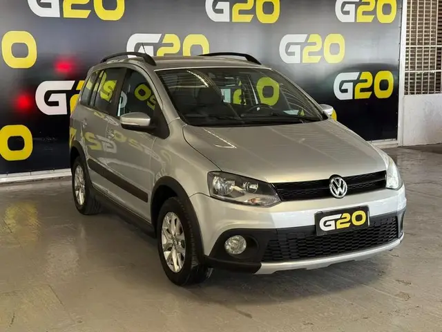 Carro Volkswagen SpaceCross 2014 1.6 8V (Flex)