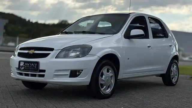 Carro Chevrolet Celta 2012 LT 1.0 (Flex)