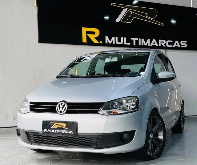 Carro Volkswagen Fox 2014 1.6 VHT (Flex)