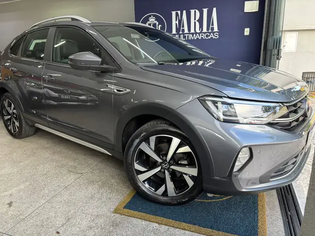 Carro Volkswagen Nivus 2023 Highline 200 TSI