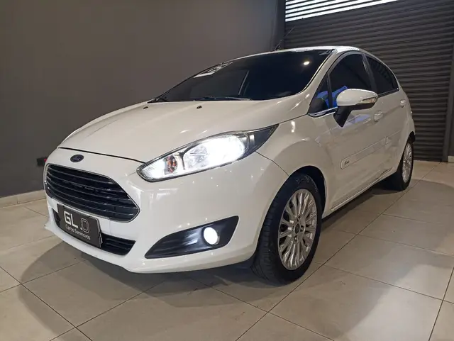 Carro Ford New Fiesta Hatch 2015 New Fiesta Titanium 1.6 16V PowerShift