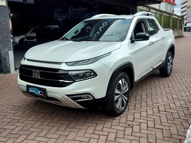 Carro Fiat Toro 2023 Volcano 2.0 TDI 4x4 (Aut)