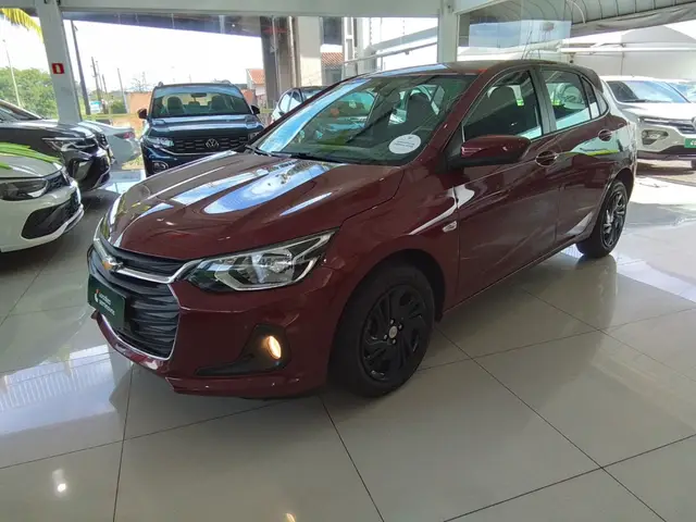 Carro Chevrolet Onix Plus 2025 LT 1.0