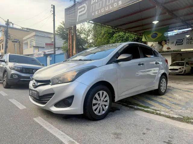 Carro Hyundai HB20S 2014 1.0 Comfort Plus (Flex)