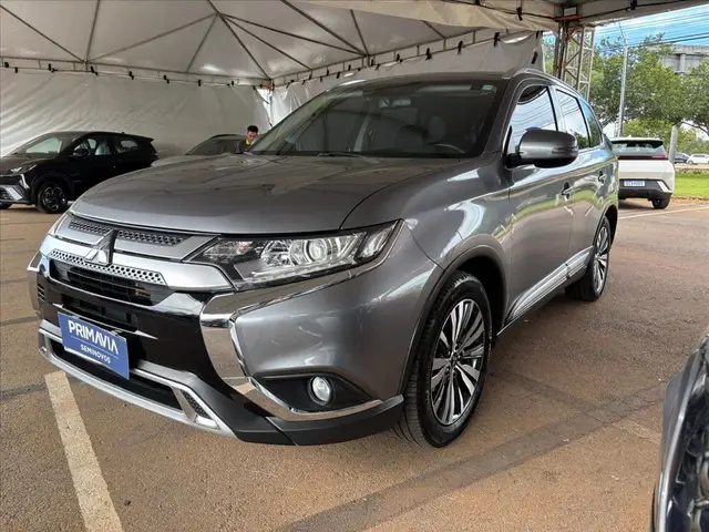 Carro Mitsubishi Outlander 2021 2.0 HPE CVT