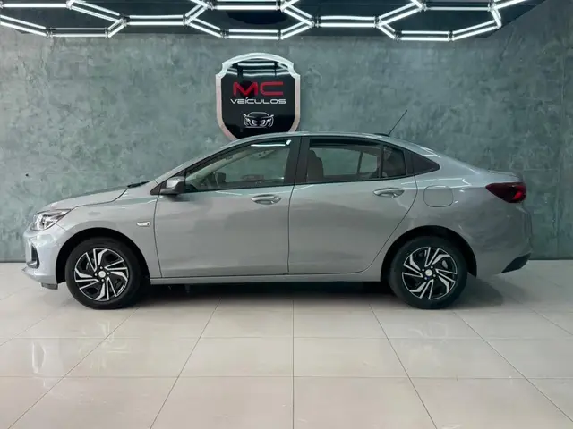 Carro Chevrolet Onix Plus 2025 LT 1.0