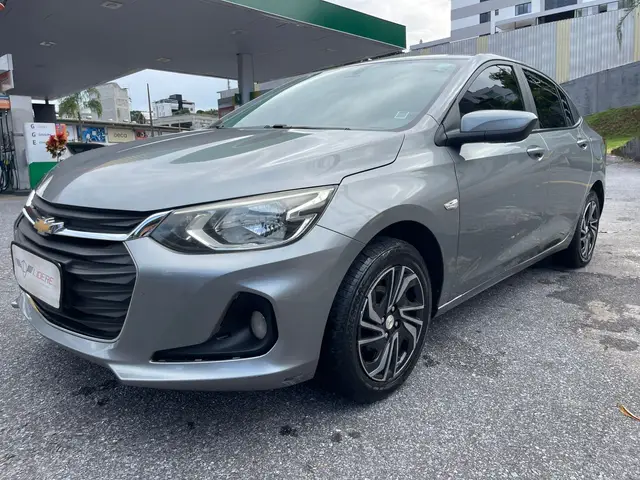 Carro Chevrolet Onix Plus 2024 LT 1.0