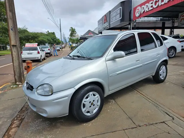 Carro Chevrolet Corsa Hatch 2002 Wind Milenium 1.0 MPFi