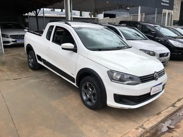Carro Volkswagen Saveiro 2014 1.6  (Flex) (cab. estendida)