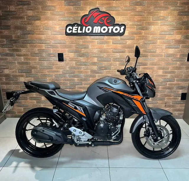Moto Yamaha Fazer FZ25 2025 Connected