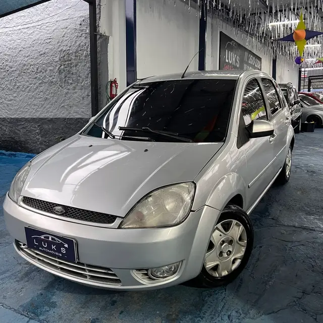 Carro Ford Fiesta Hatch 2004 Supercharger 1.0 8V