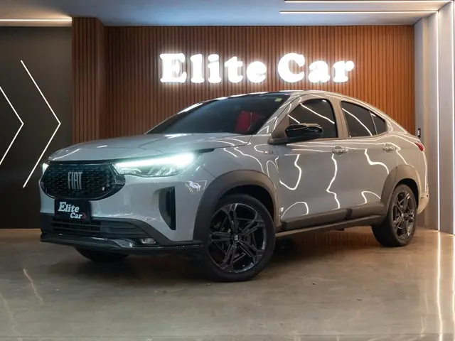 Carro Fiat Fastback 2023 Turbo 270 Limited Edition