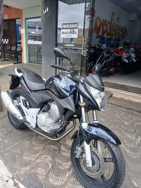 Moto Honda CB 300R 2012 Edição Especial