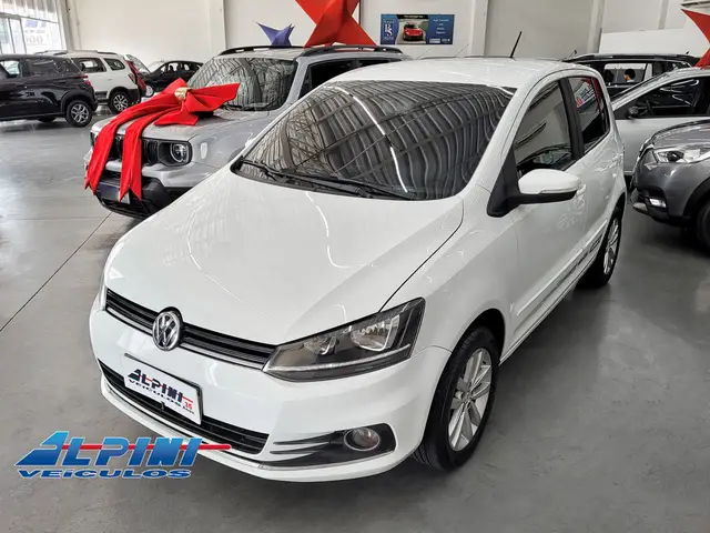 Carro Volkswagen Fox 2018 1.6 MSI Connect (Flex)