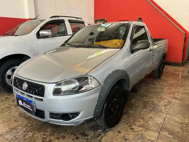 Carro Fiat Strada 2012 Working 1.4 (Flex)